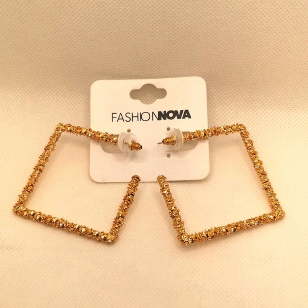 Fashion Nova Square Hoops